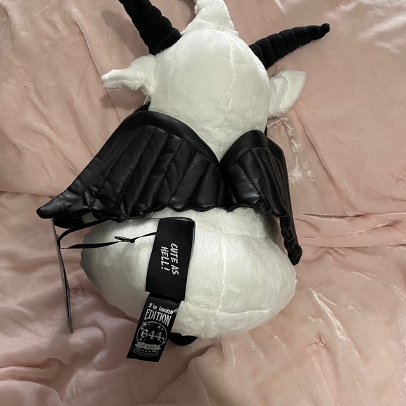 Kreeptures Kreepture by Killstar Speedball White Dark Lord Rare #644/666 Mint - Picture 2 of 3